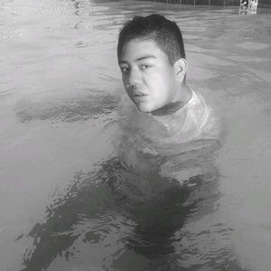 Meet your Posher, Diego